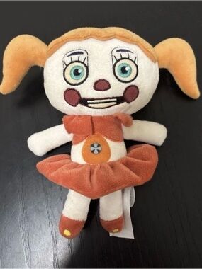 2017 Funko FNAF Five Nights at Freddy's Sister Location CIRCUS BABY 8” Plush